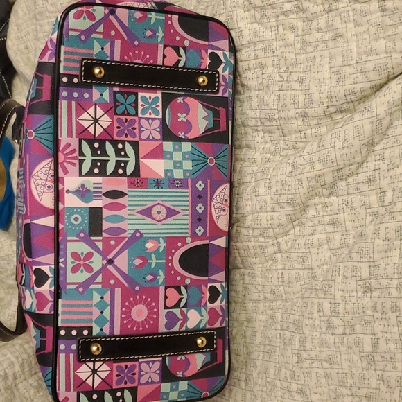 Dooney & Bourke - Disney It's a Small World - Shoulder Bag - Picture 16 of 16